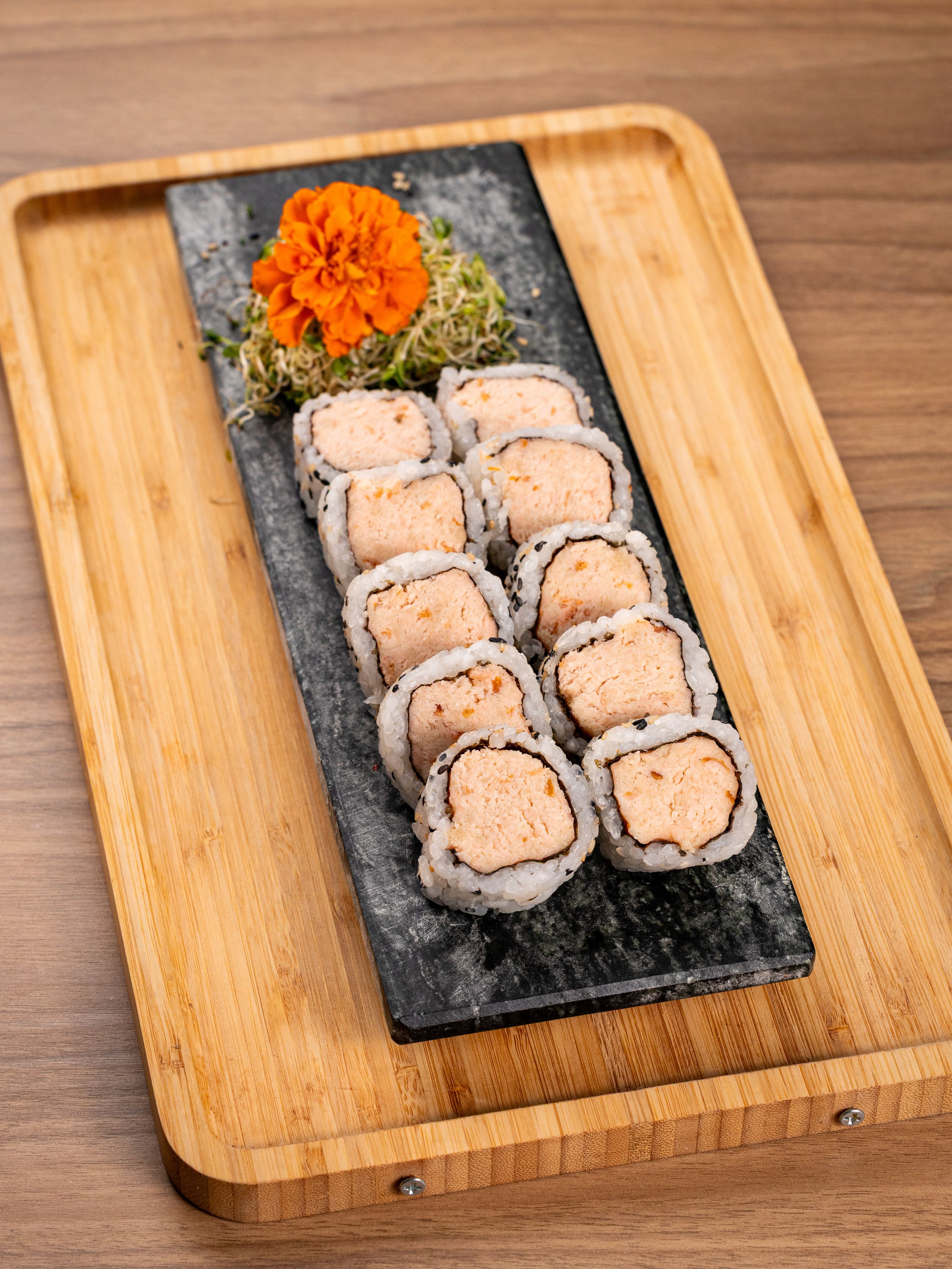 Uramaki Salmão Grelhado