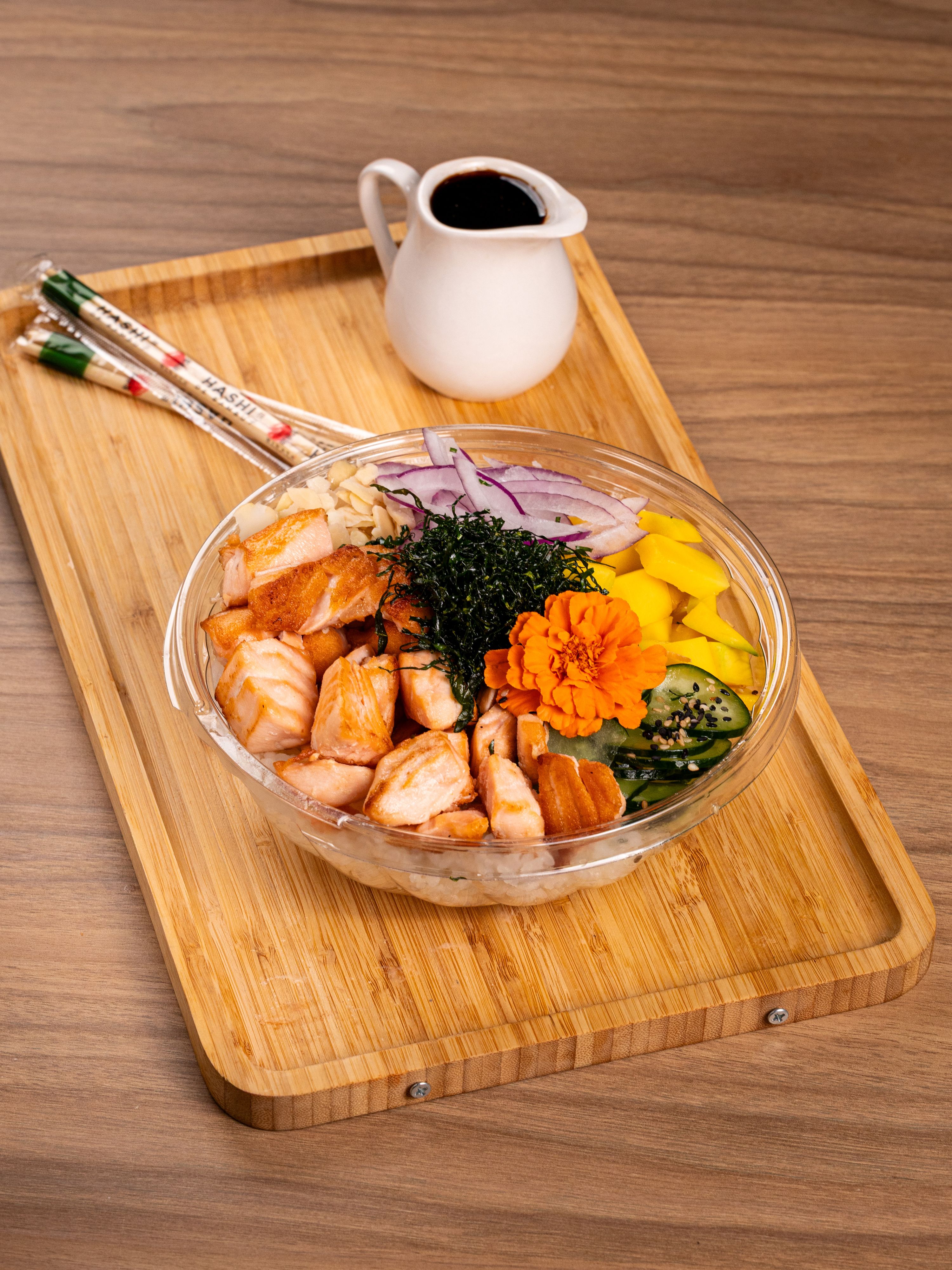 Poke Salmão Maçaricado